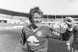 GIF Sundsvalls Håkan Sandberg efter bortaseger mot IFK Göteborg (0-1) i Allsvenskan 1988.