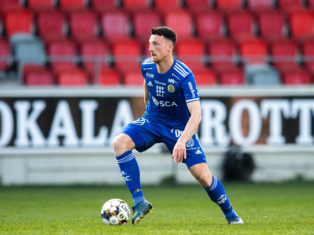 Blomqvist: “Känns faktiskt lite overkligt med publik”