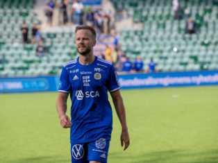 Möt Robert Lundström i matchprogrammet